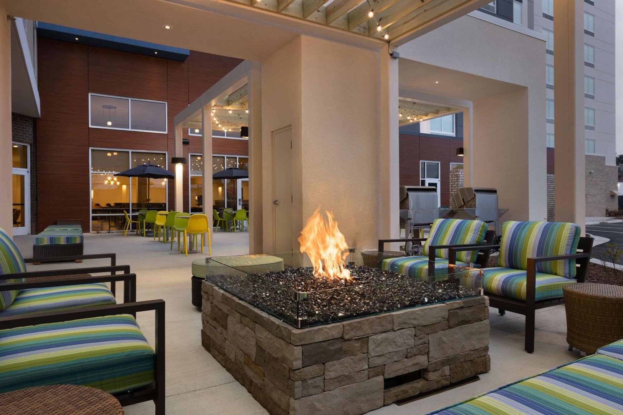 Home2 Suites By Hilton Durham University Medical Center Esterno foto